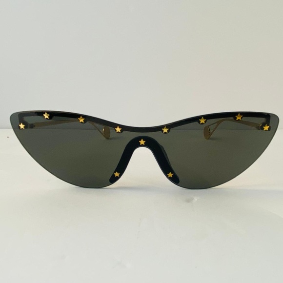 Authentic- New -Gucci Grey | Gold Gg0666s Gg Logo Cat Eye Mirrored Sunglasses - Picture 1 of 16